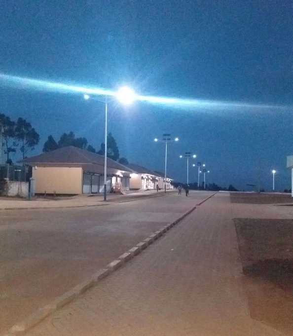 曾都区非洲科特迪瓦太阳能路灯工程